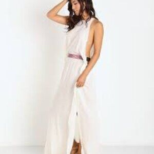 Indah Twiga NWT Small Dress (Ivory)